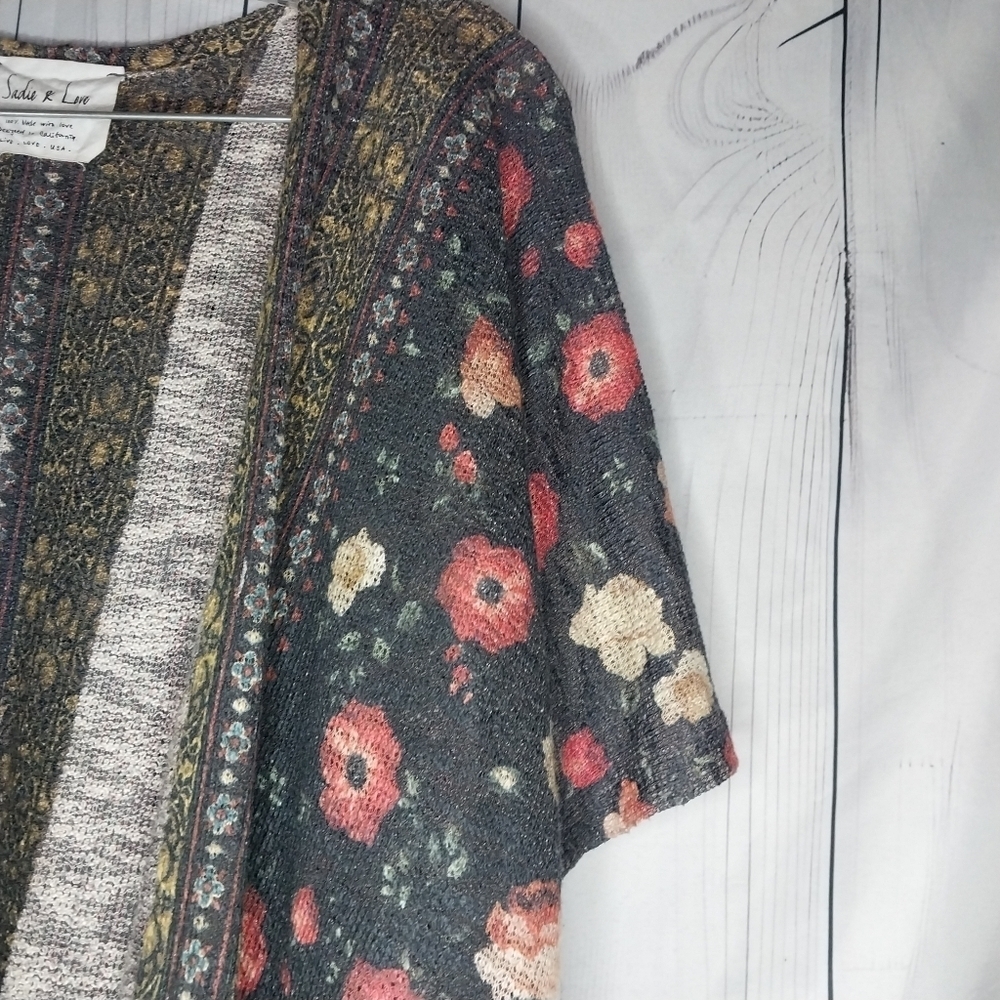 Sadie & Love Floral Open Front Short Sleeve Flowy Festival Kimono Boho Cardigan - Picture 2 of 11
